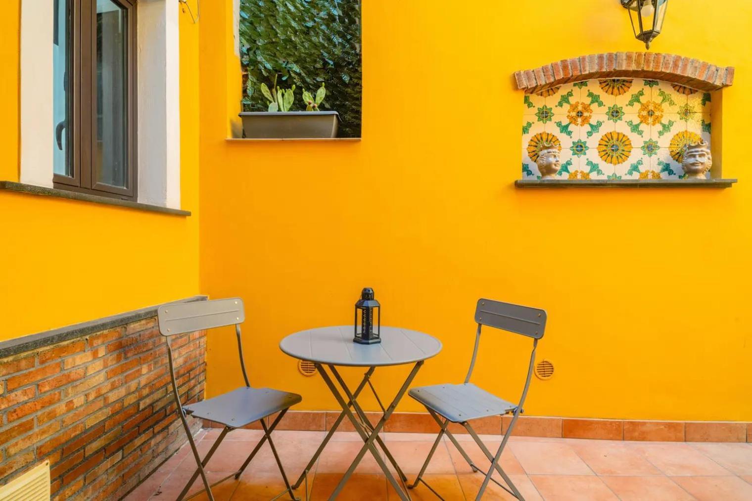 Sabbenerica Apartment Catania Bagian luar foto