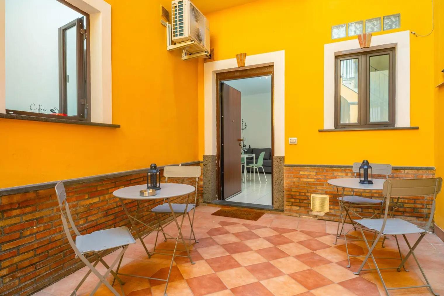 Sabbenerica Apartment Catania Bagian luar foto